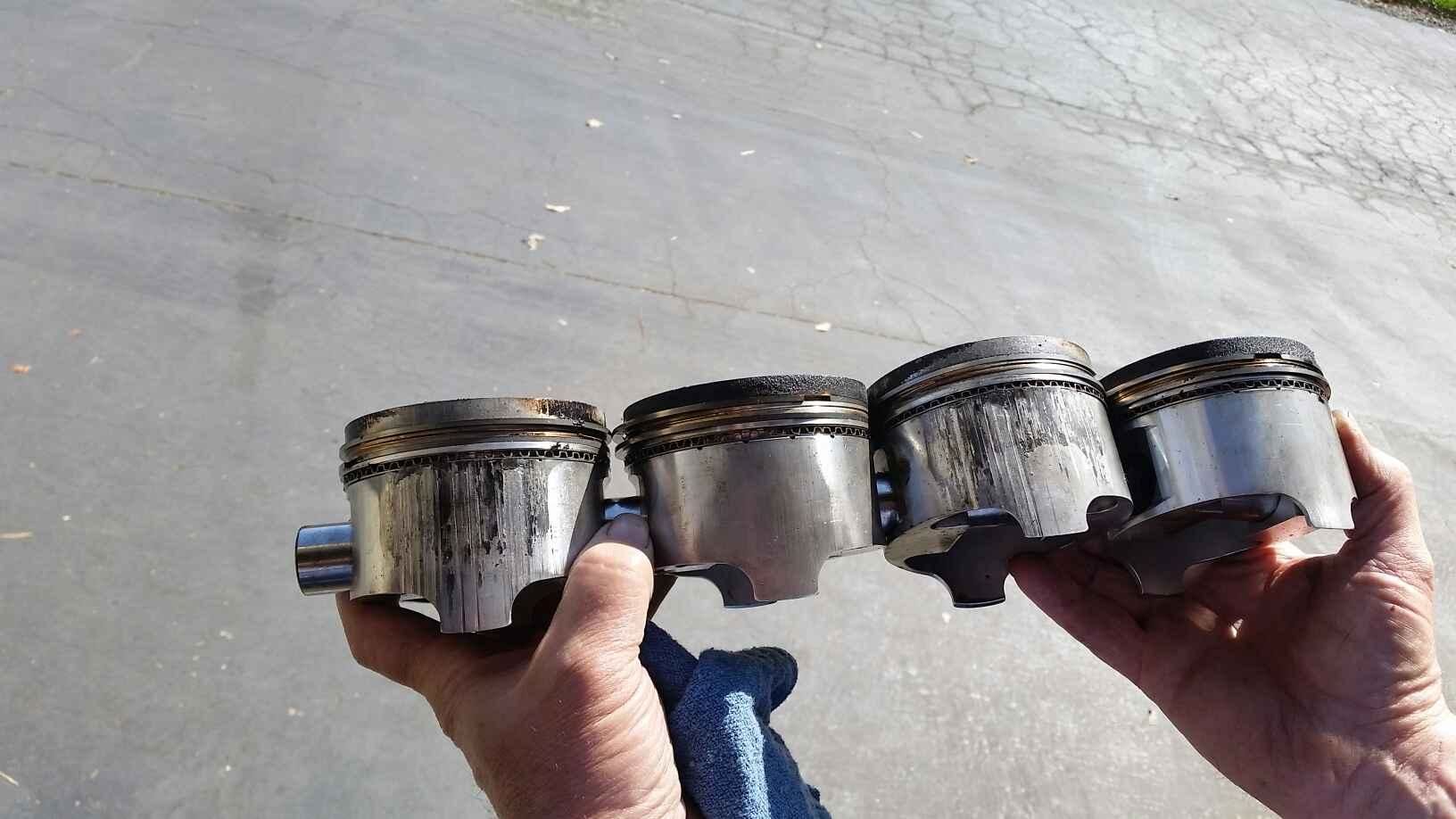 Bad pistons 1/2