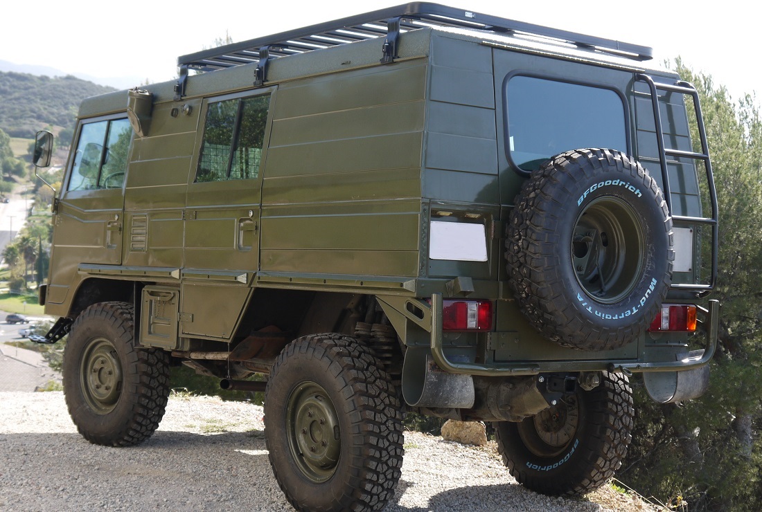 PinzReal4x4's rear.JPG