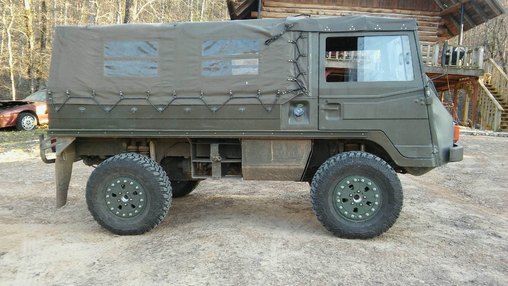 Hutchinson Pinz 710M.JPG